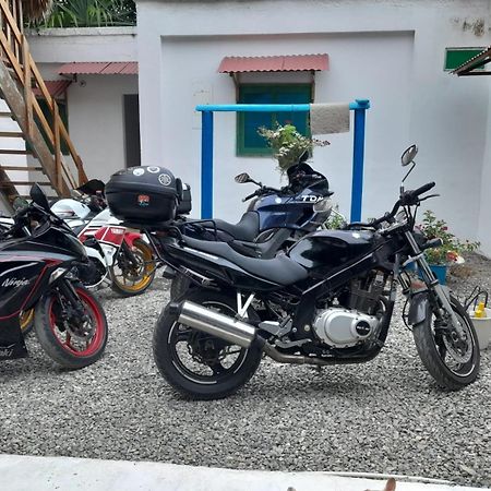 Hostal Paloma Cafe بالومينو المظهر الخارجي الصورة