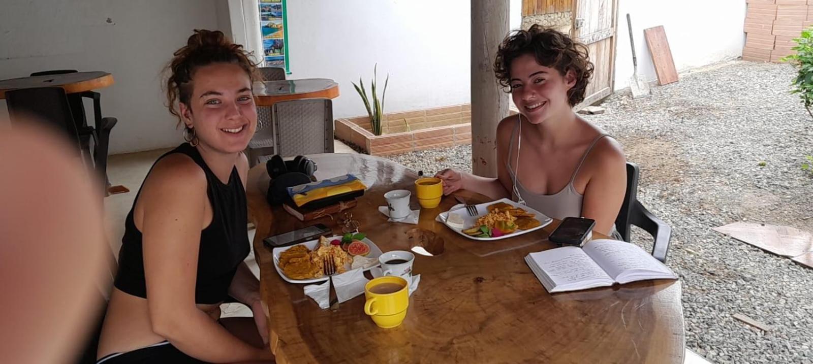 Hostal Paloma Cafe بالومينو المظهر الخارجي الصورة